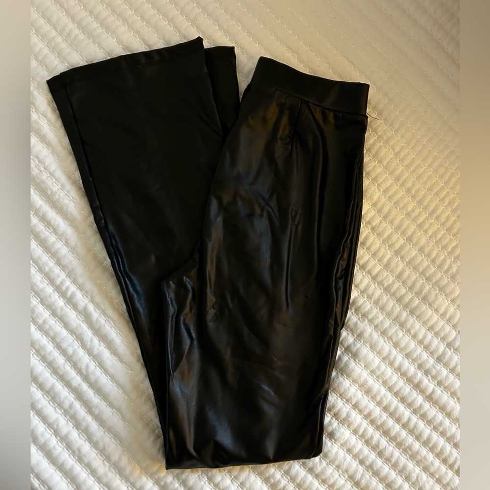 Women’s Size XS Faux Leather Black Pants